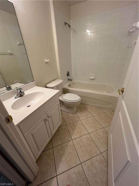 3545 Laurel Greens LN N # 103, NAPLES Unit: 103