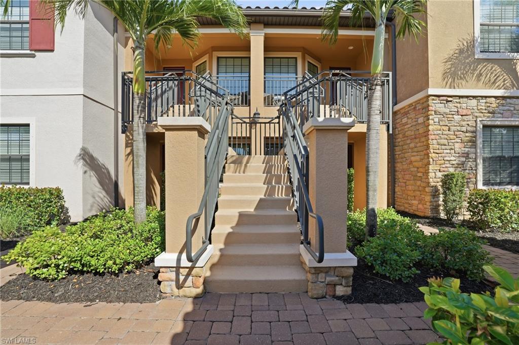 9374 Pocida CT # 101, NAPLES Unit: 101