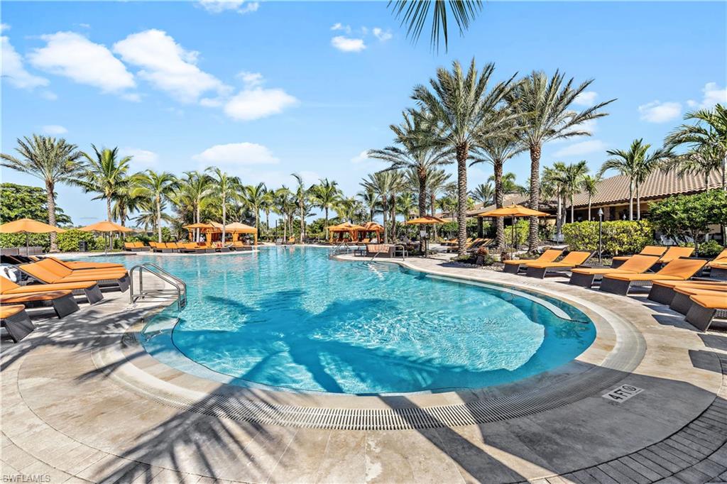 9374 Pocida CT # 101, NAPLES Unit: 101