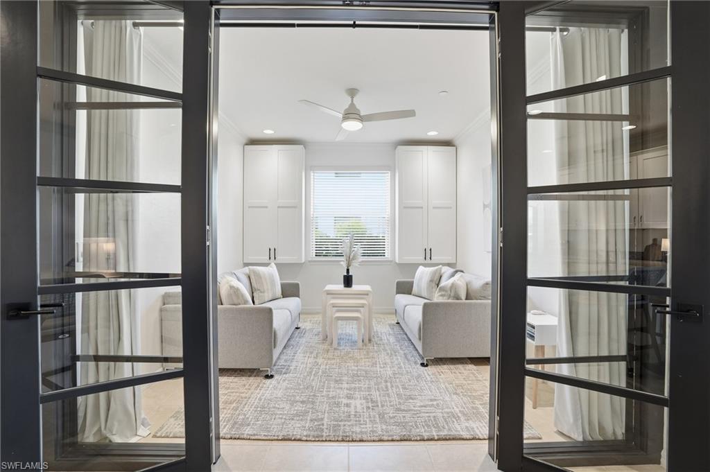 9374 Pocida CT # 101, NAPLES Unit: 101