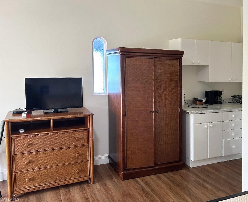 25000 Tamiami TRL E # 159, NAPLES Unit: E-159