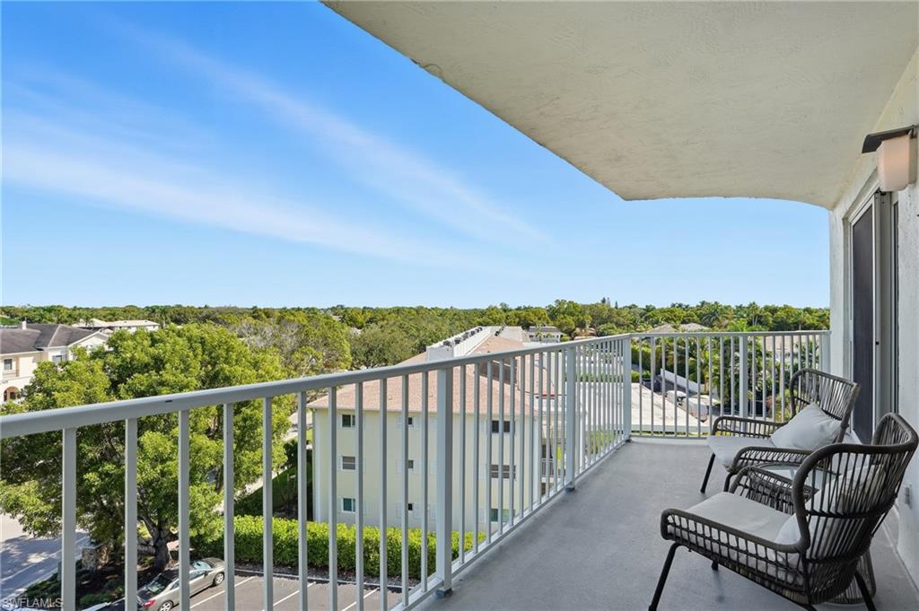 1300 Gulf Shore BLVD N # 603, NAPLES Unit: 603