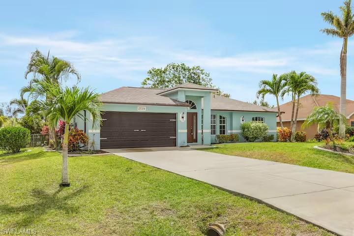 2705 SW 11th PL, CAPE CORAL