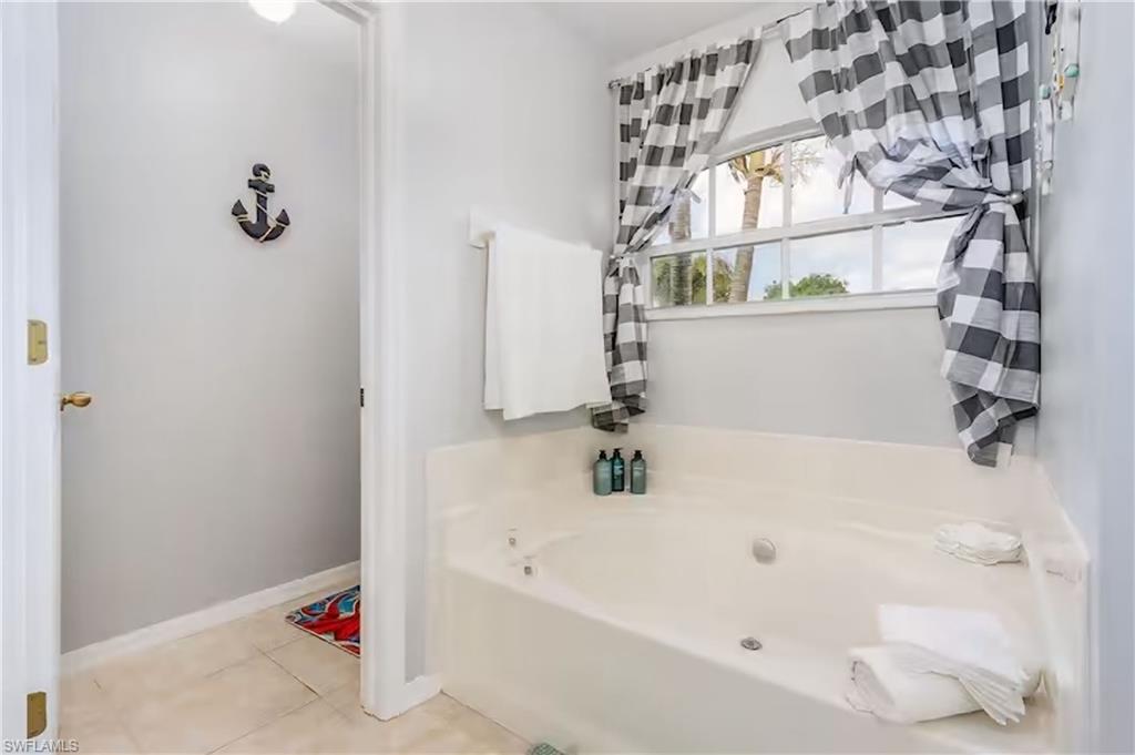 2705 SW 11th PL, CAPE CORAL