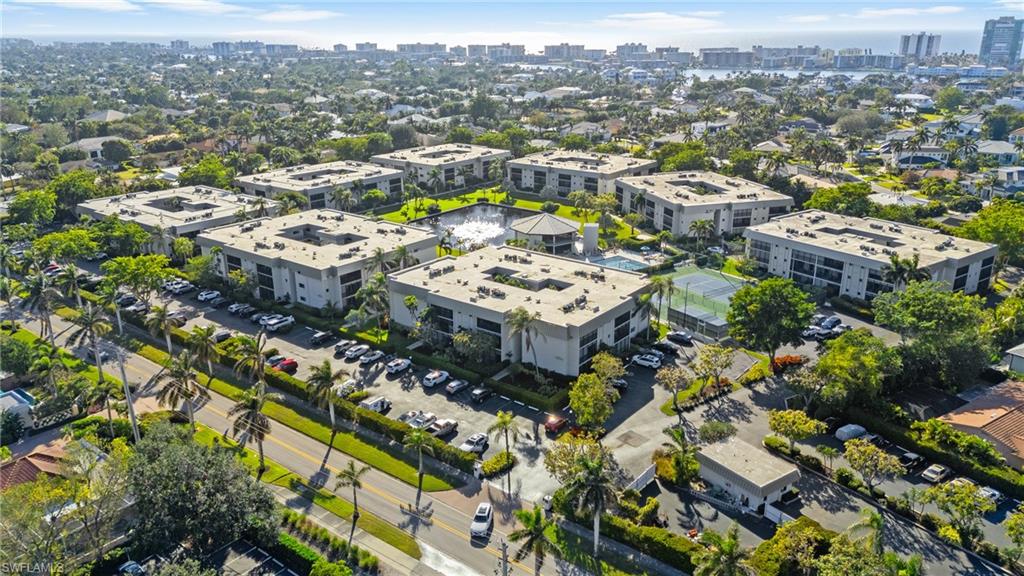 788 Park Shore DR # H14