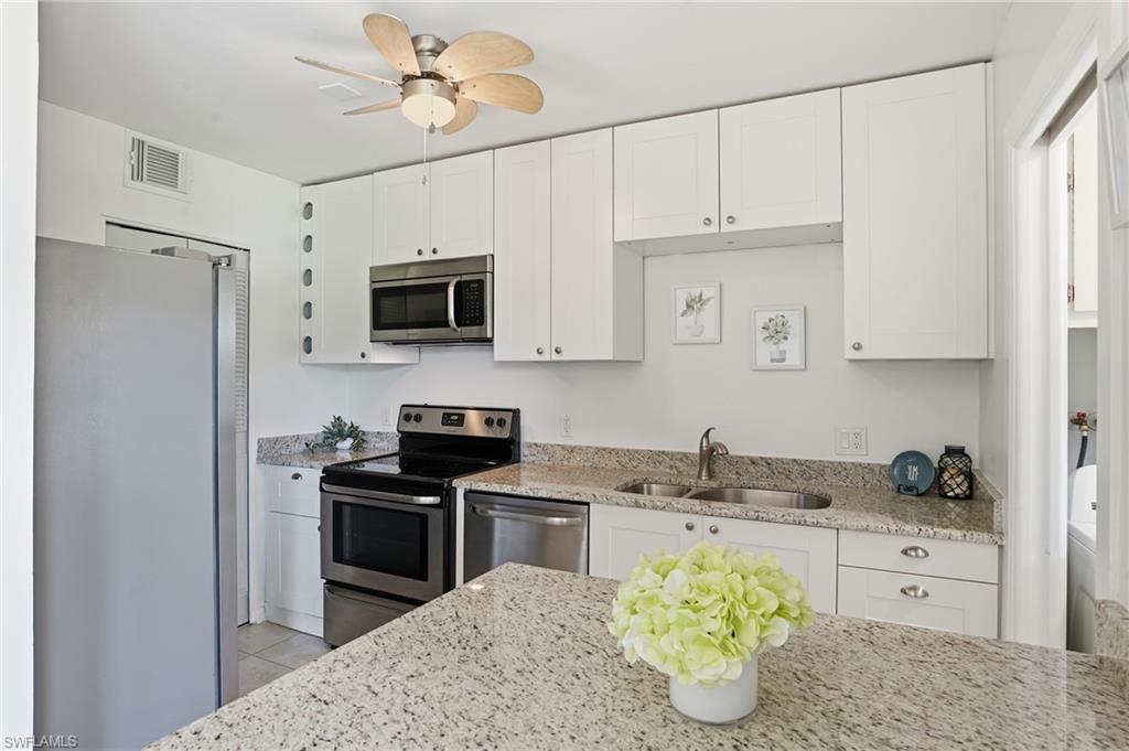 788 Park Shore DR # H14