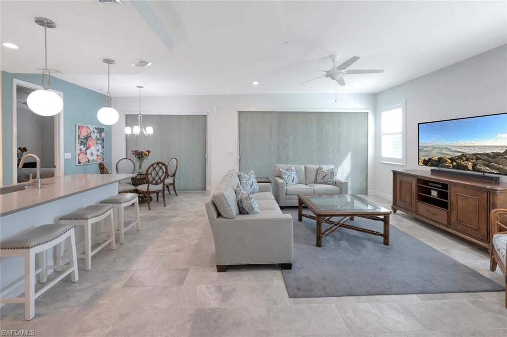 2542 Seychelles DR # 704