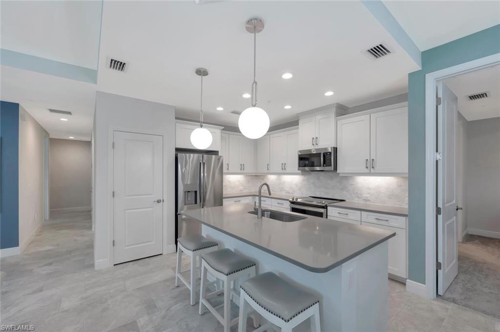 2542 Seychelles DR # 704