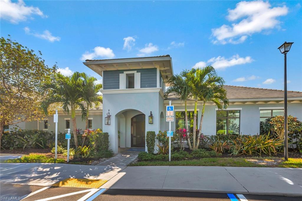 2542 Seychelles DR # 704