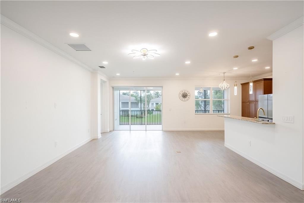 6533 Monterey PT # 204