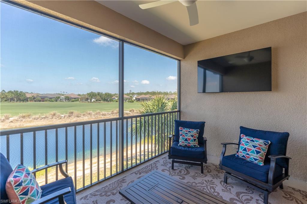 9389 Pocida CT # 202