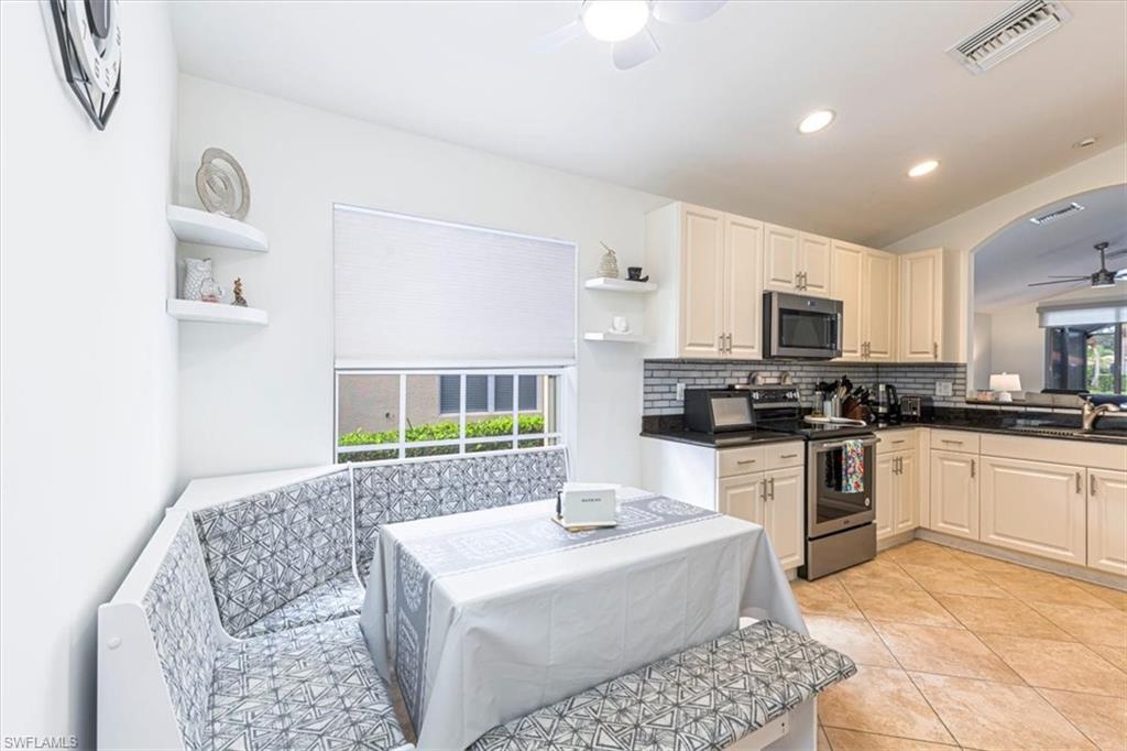 1630 Triangle Palm TER