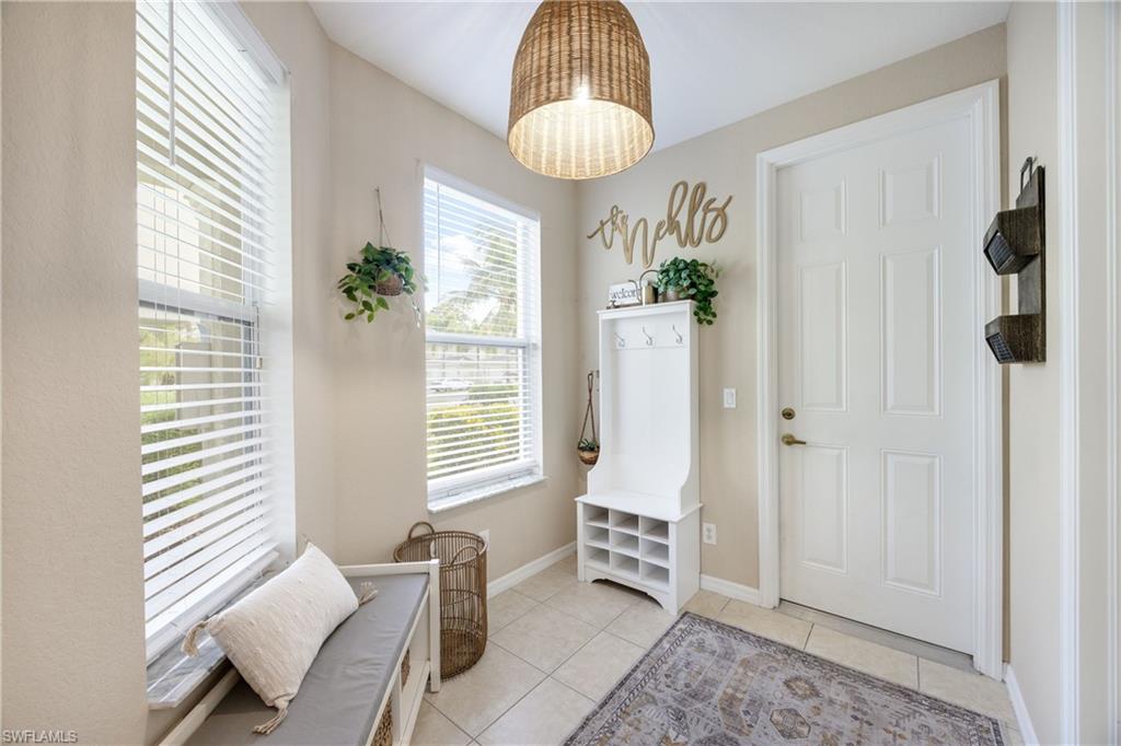 1320 Mariposa CIR # 104