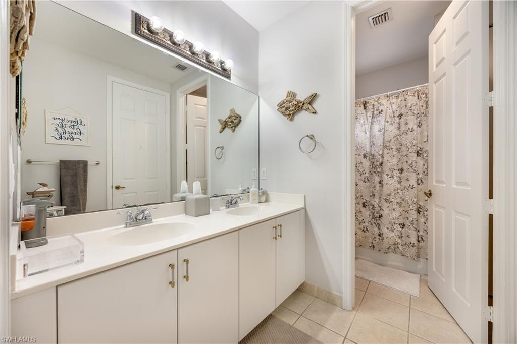 1320 Mariposa CIR # 104