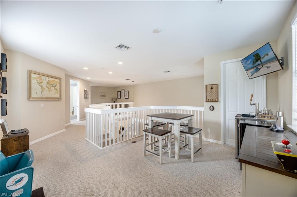 1320 Mariposa CIR # 104