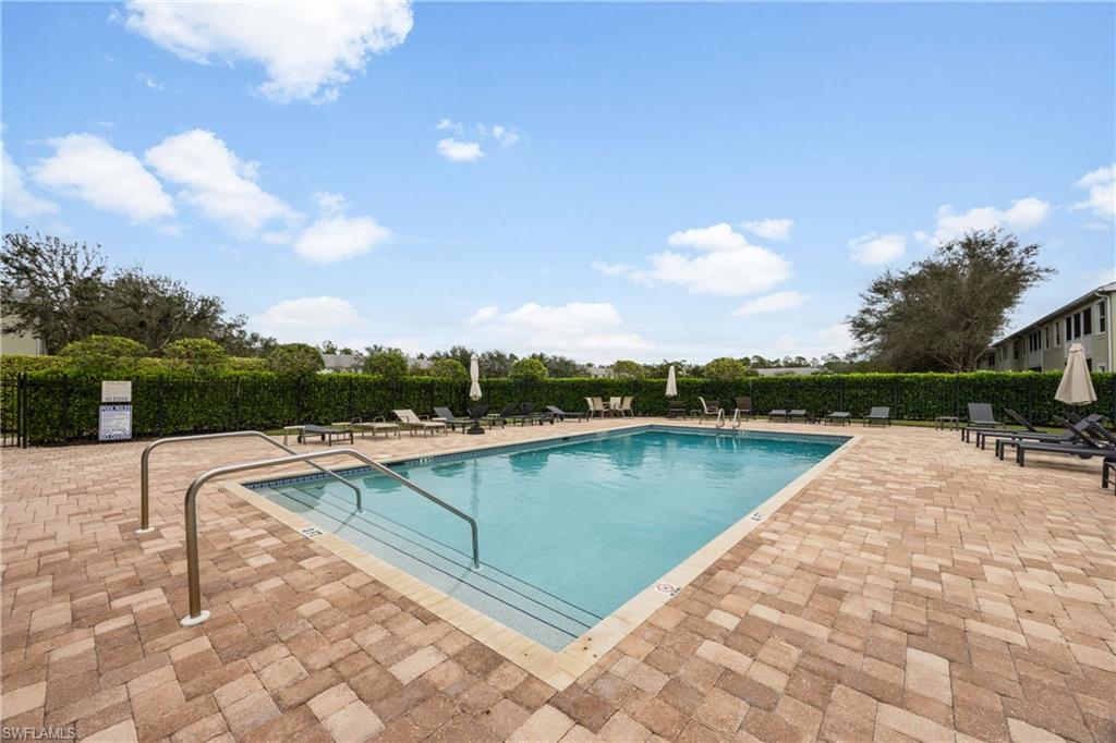 1320 Mariposa CIR # 104