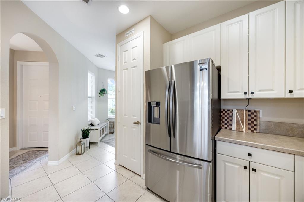 1320 Mariposa CIR # 104