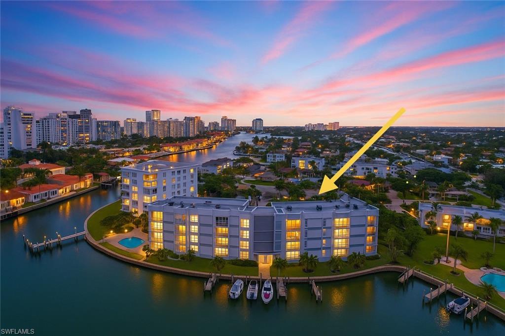 300 Park Shore DR # 5B