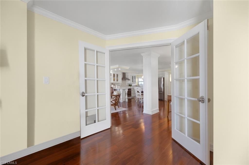 300 Park Shore DR # 5B