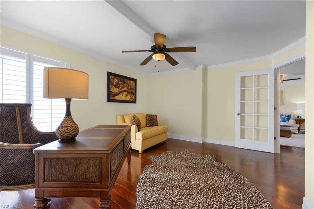 300 Park Shore DR # 5B