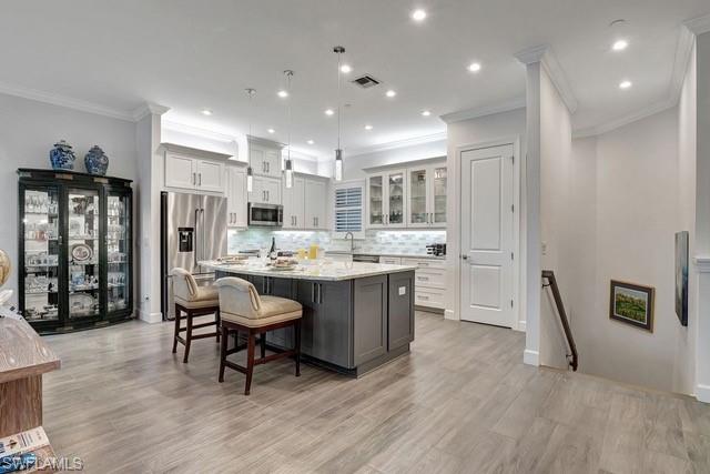 9637 Montelanico LOOP # 203