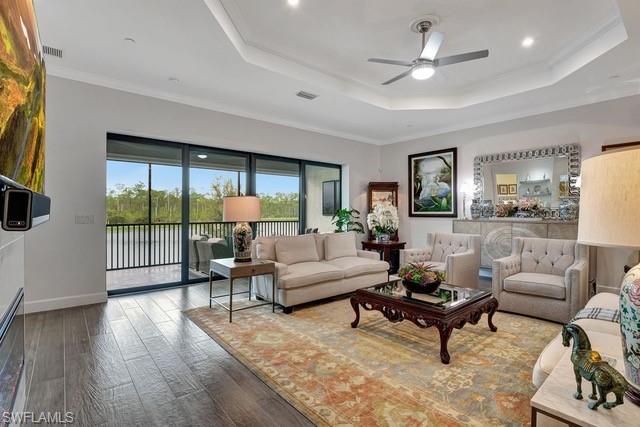 9637 Montelanico LOOP # 203