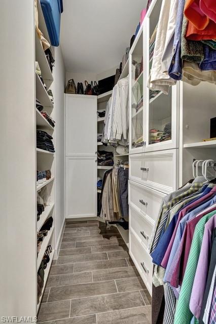 9637 Montelanico LOOP # 203