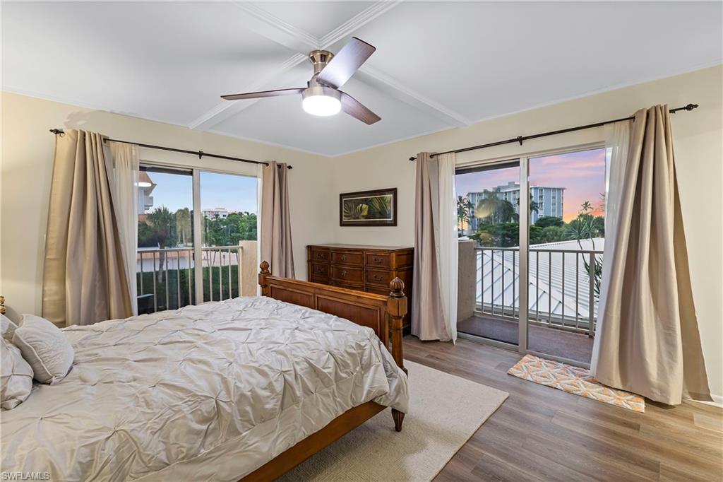 3000 Gulf Shore BLVD N # 211