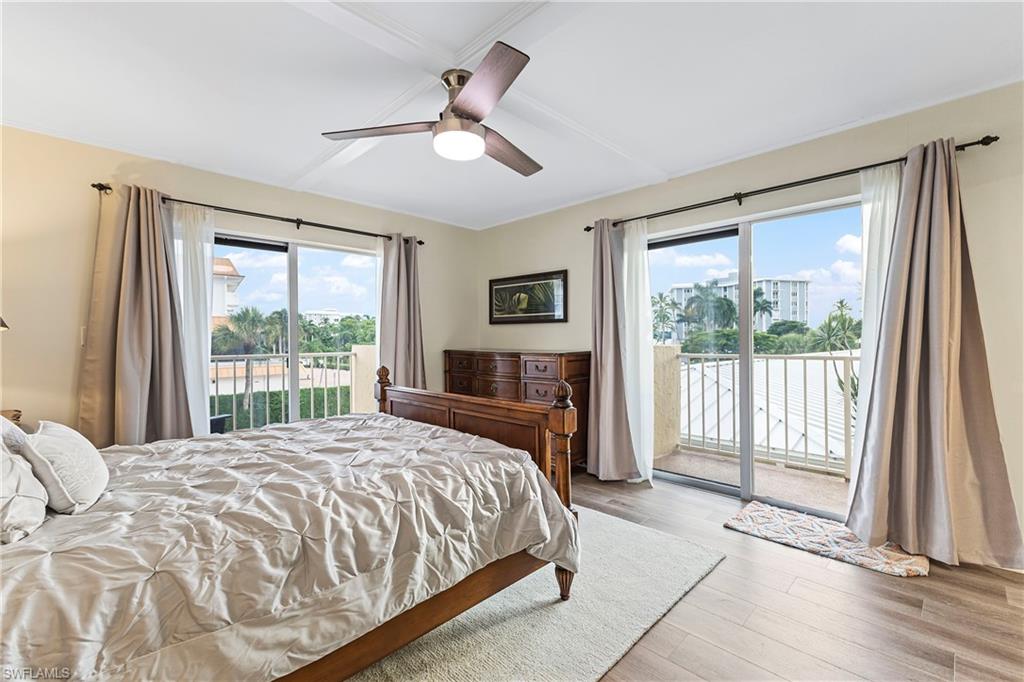 3000 Gulf Shore BLVD N # 211