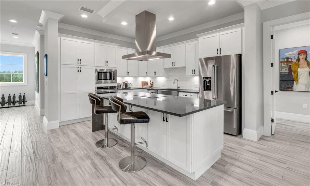 21460 Strada Nuova CIR # B315