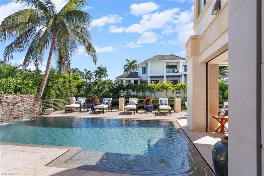 1441 Gulf Shore BLVD S