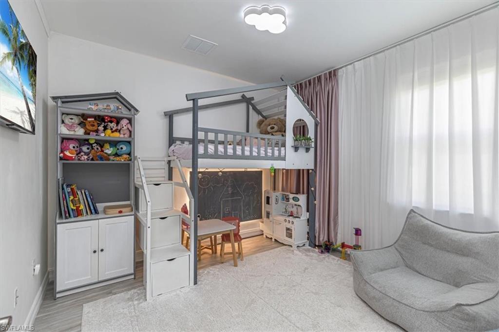 18750 Lake Hammock DR