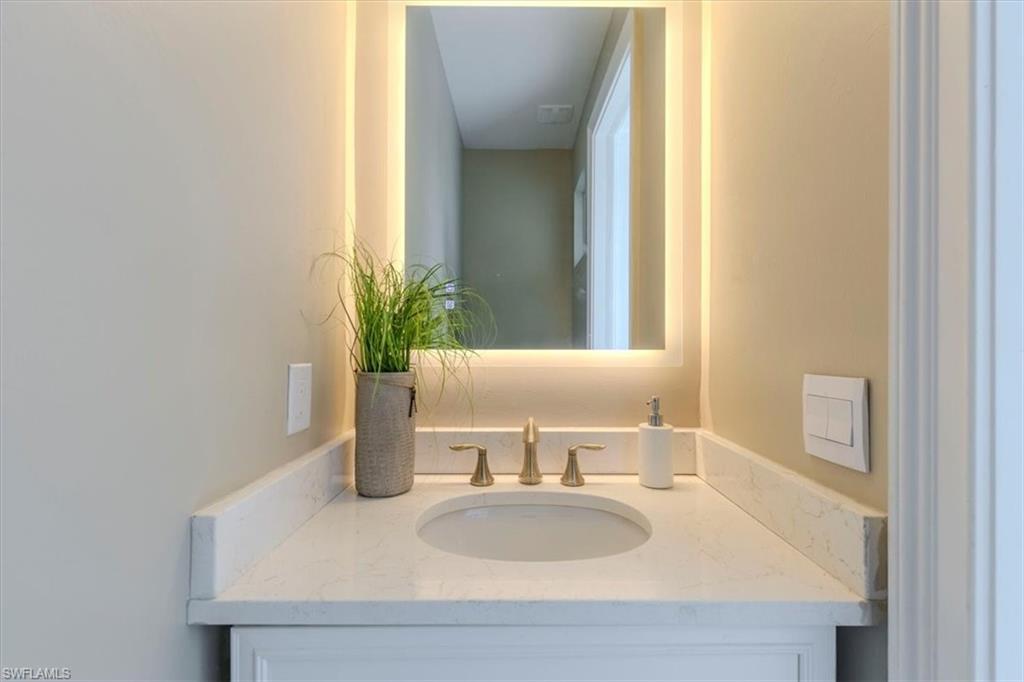 18750 Lake Hammock DR