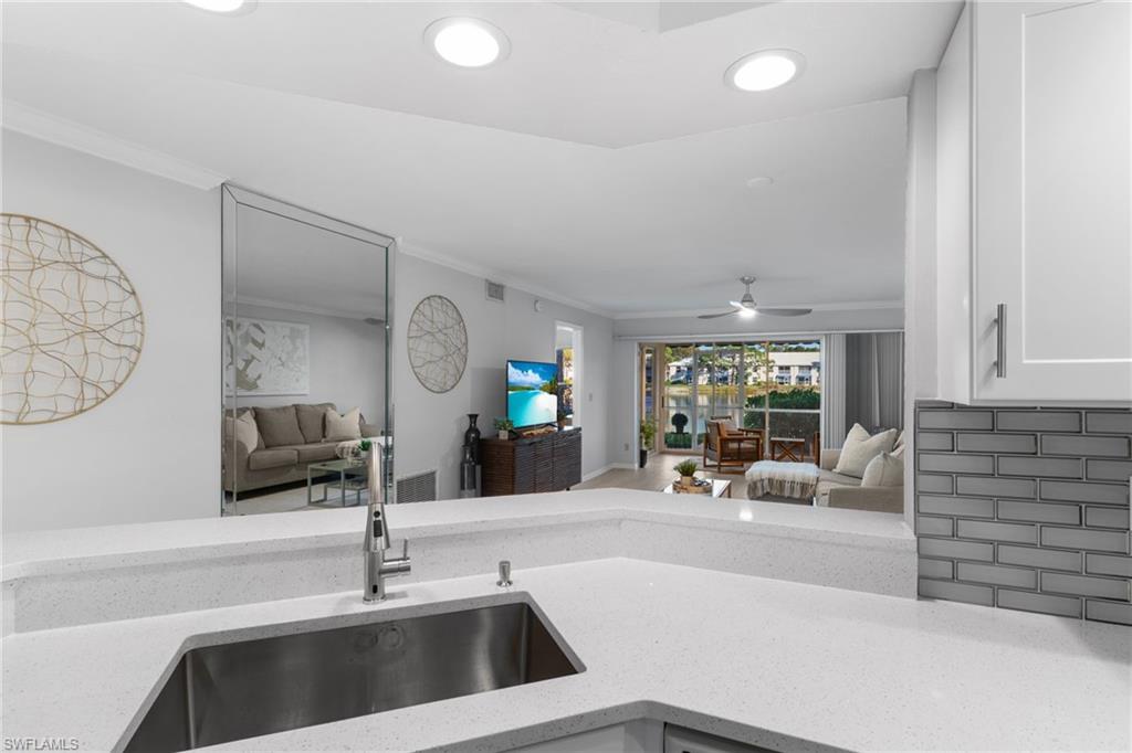 816 Gulf Pavilion DR # 102