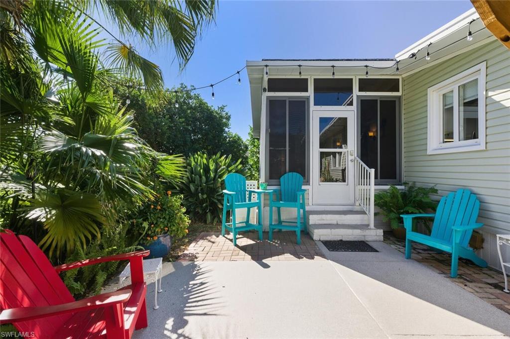 542 Charlemagne BLVD