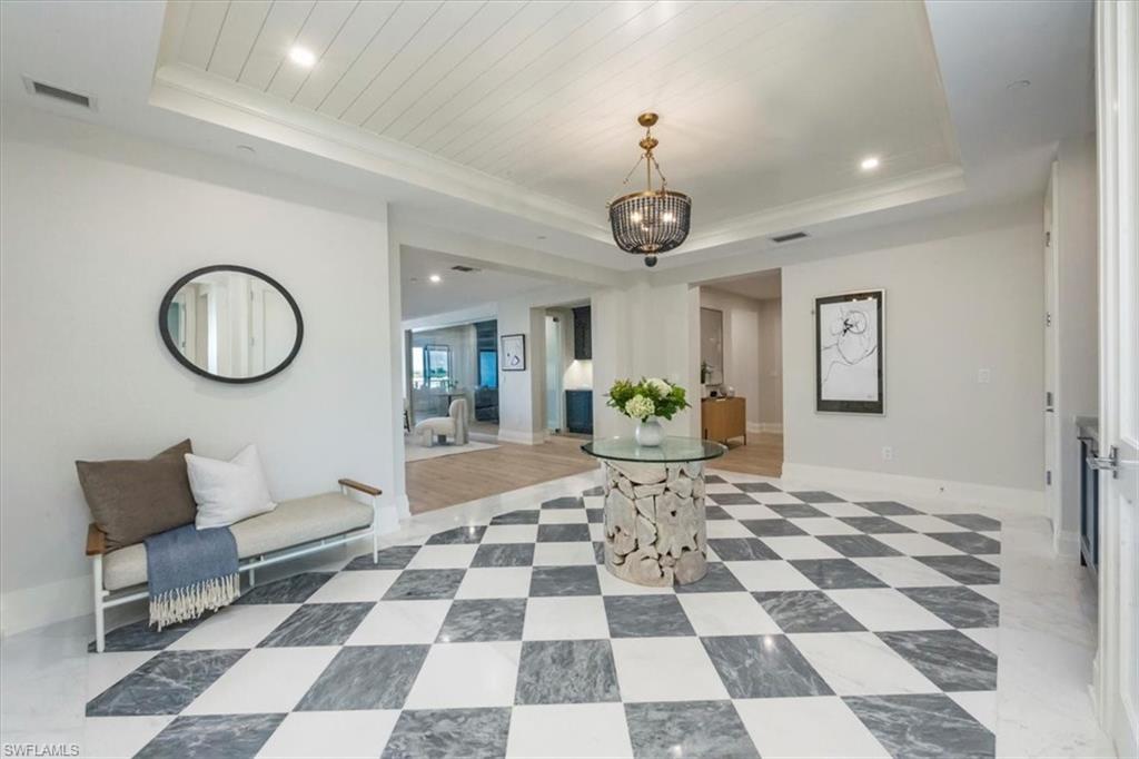 1820 Gulf Shore BLVD N # 403 Unit: 402-403