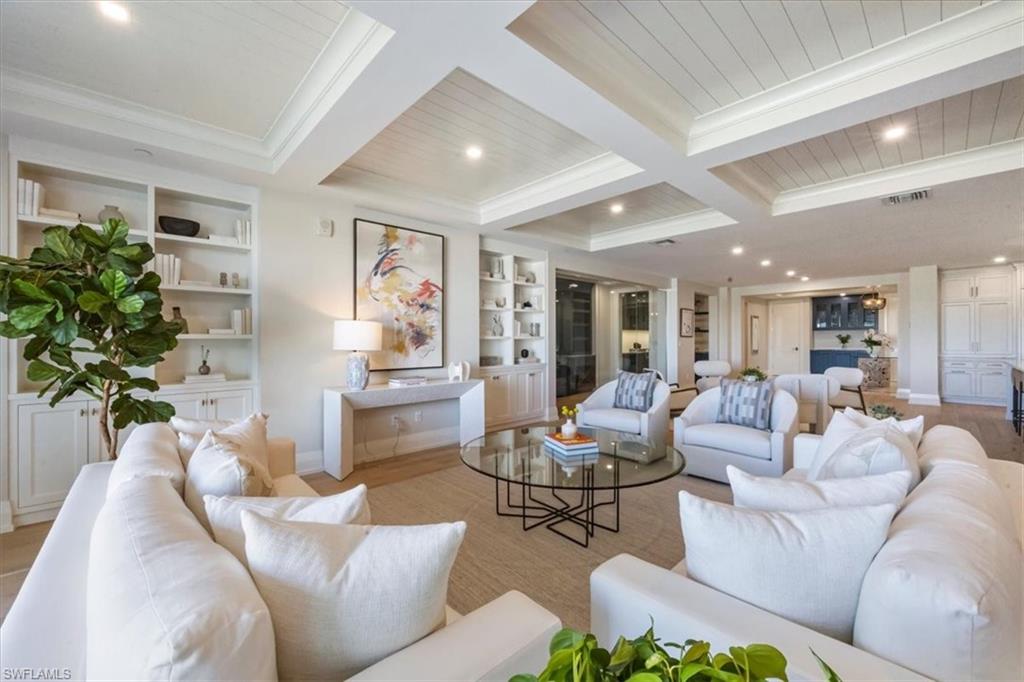 1820 Gulf Shore BLVD N # 403 Unit: 402-403