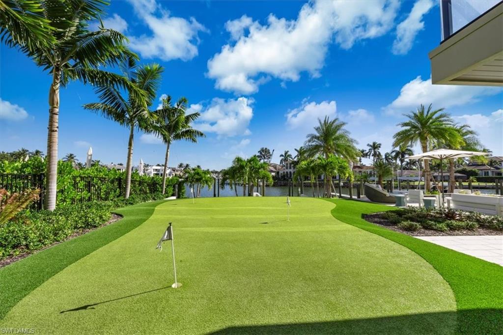 1820 Gulf Shore BLVD N # 403 Unit: 402-403