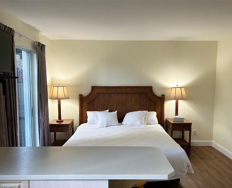 25000 Tamiami TRL E # 179 Unit: F-179