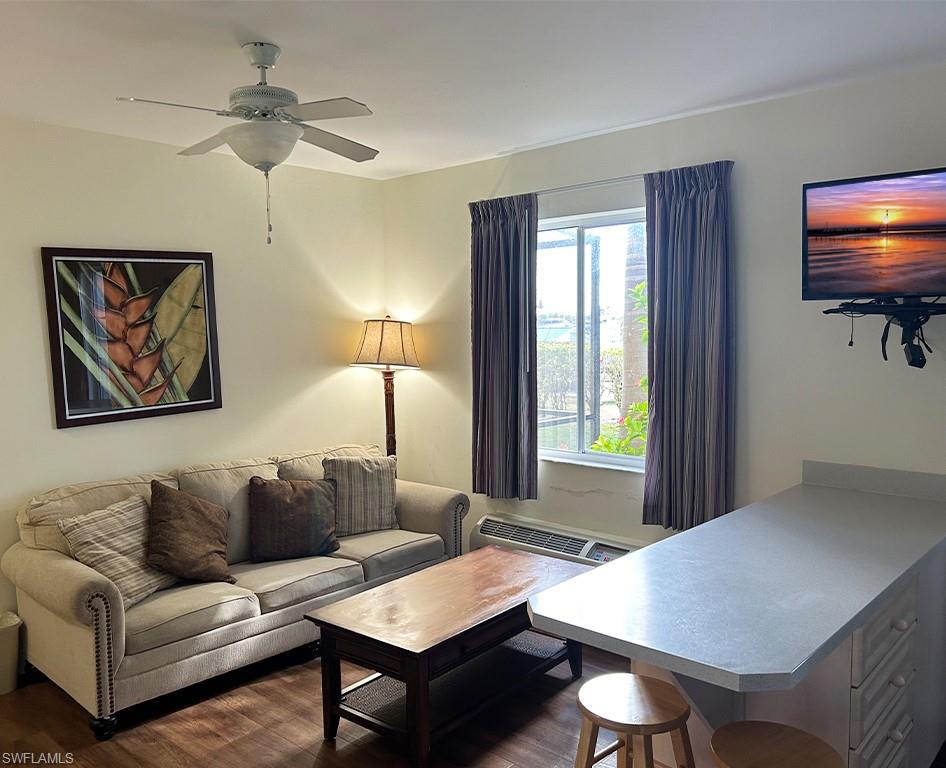 25000 Tamiami TRL E # 179 Unit: F-179