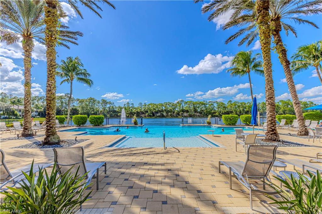 1761 Tarpon Bay DR S # 58