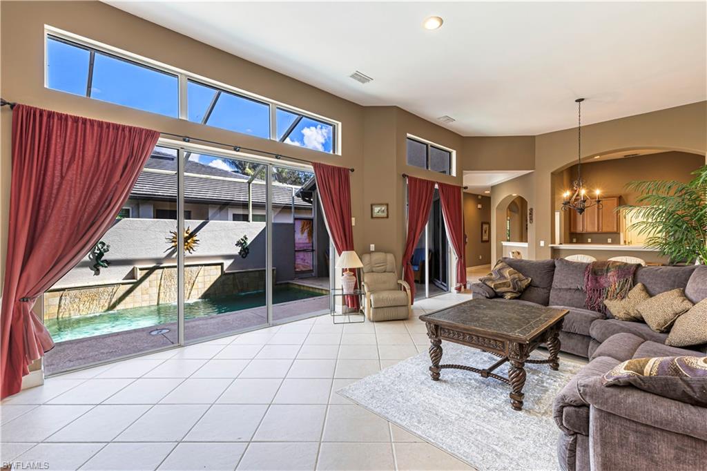 1761 Tarpon Bay DR S # 58