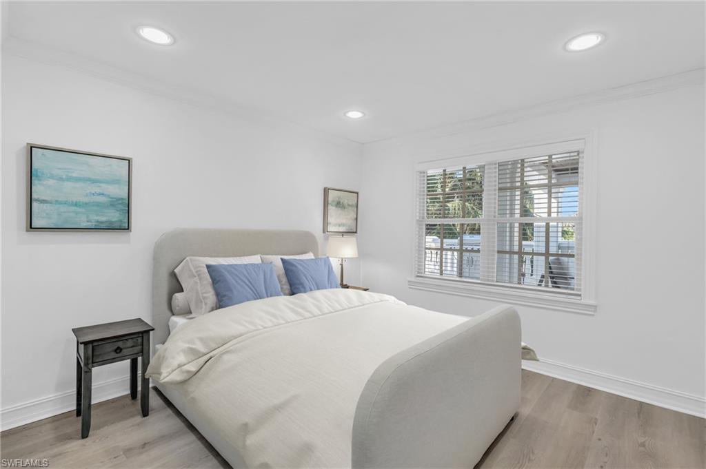 271 Broad AVE S # 203