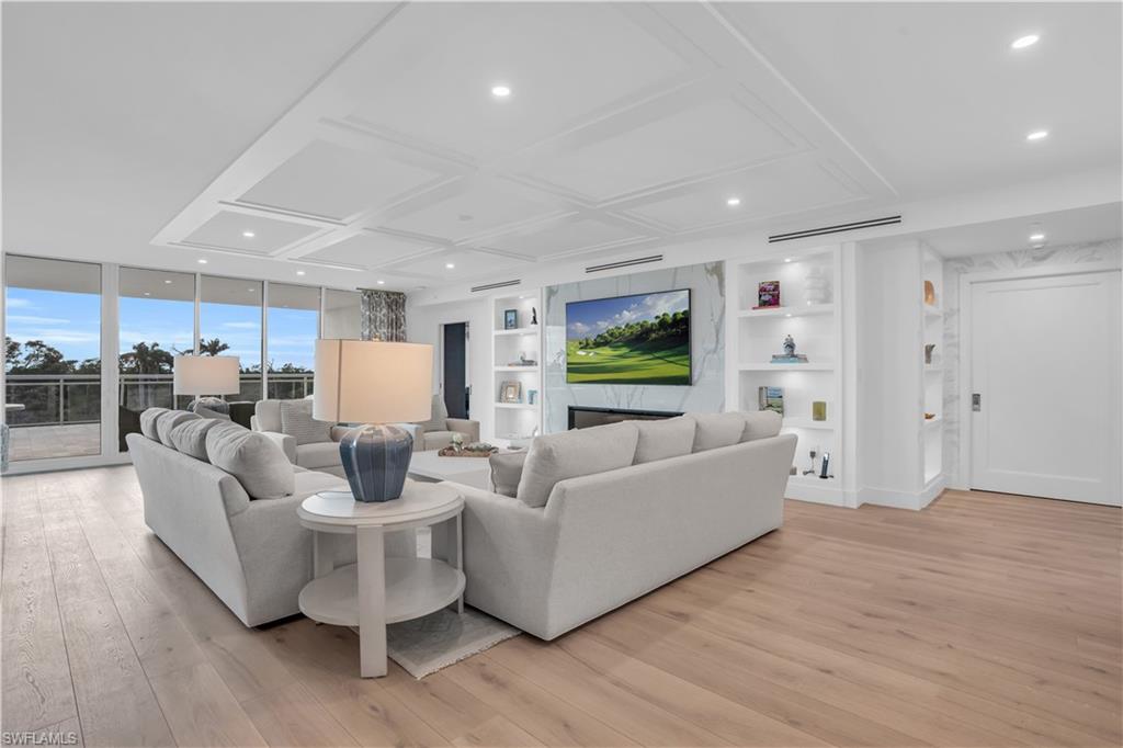 13945 Old Coast RD # 301