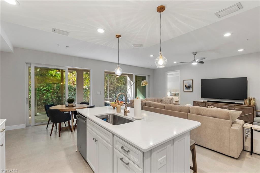 2640 Seychelles CIR # 2802