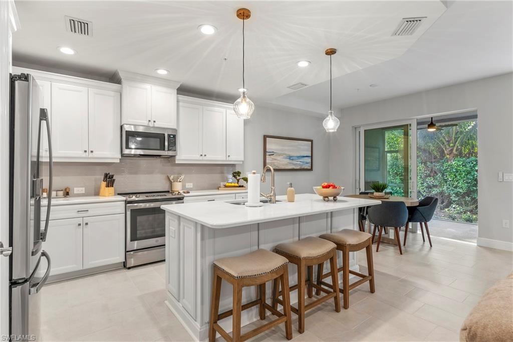 2640 Seychelles CIR # 2802