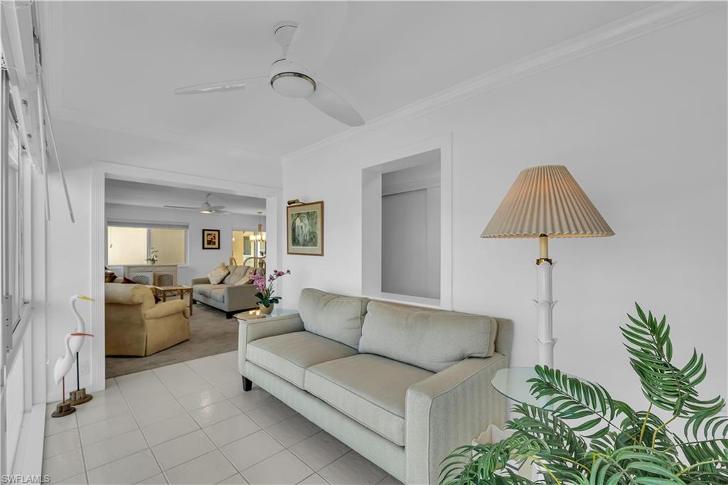 1950 Gulf Shore BLVD N # 201