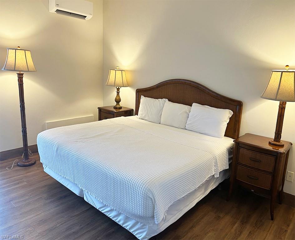 25000 Tamiami TRL E # 105 Unit: A-105