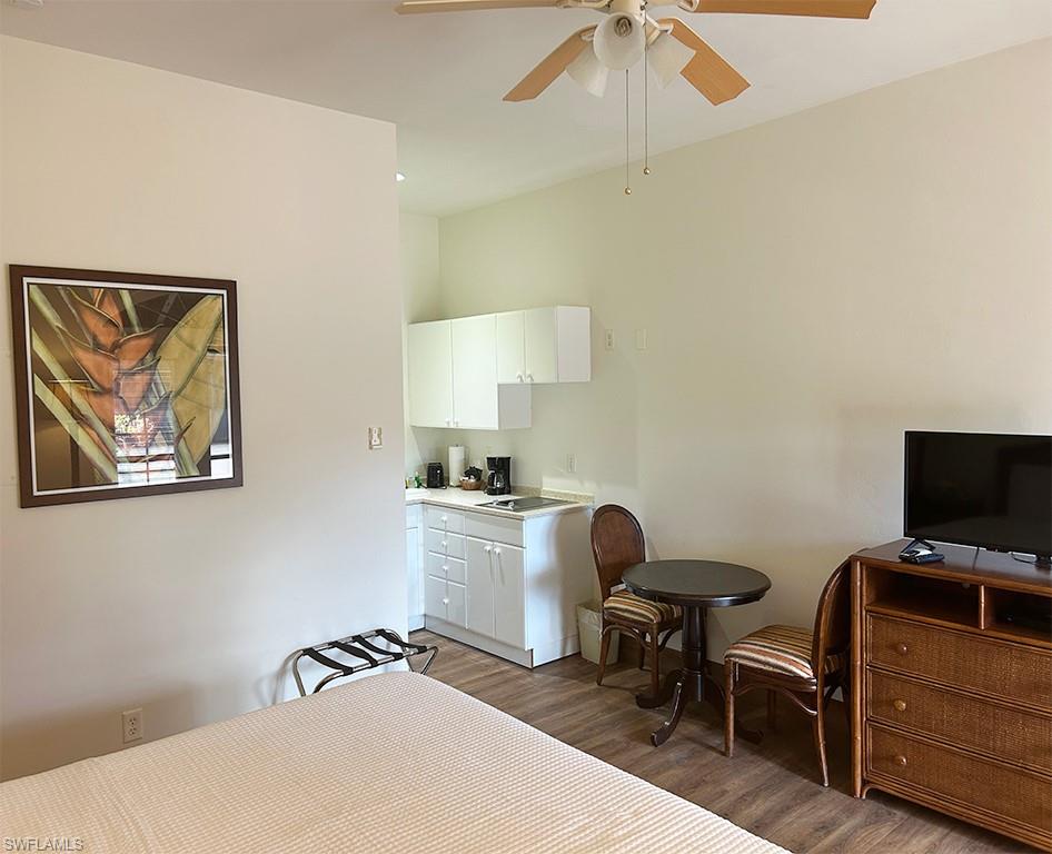 25000 Tamiami TRL E # 105 Unit: A-105