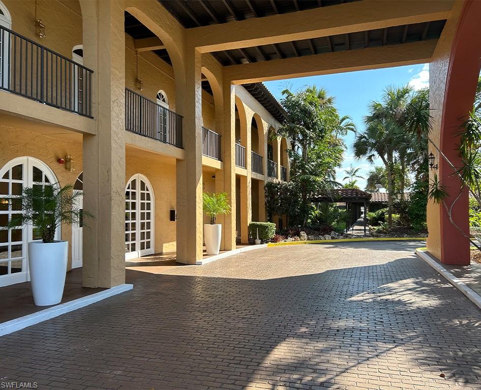 25000 Tamiami TRL E # 105 Unit: A-105